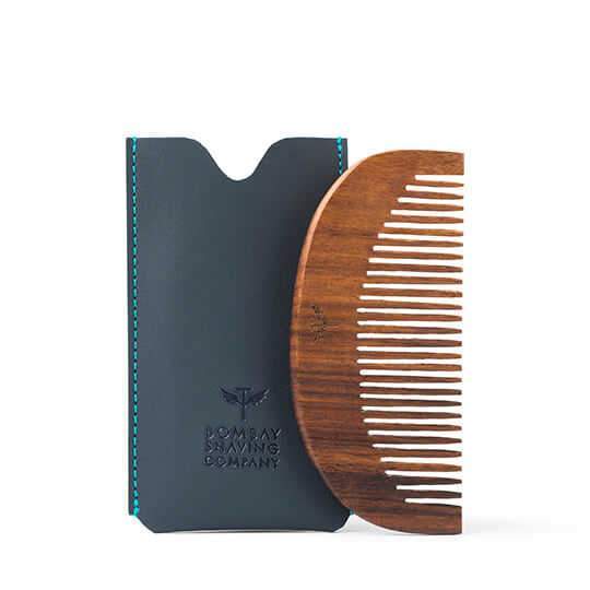 Beard Oil and Wash With Comb, comb product photo